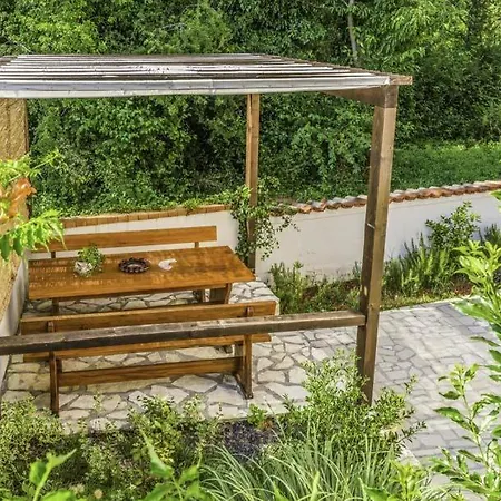 Veli Golji Sleeps 8 Pool Air Con Wifi Veligolji